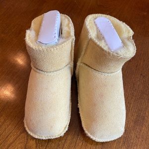 UGG Baby Yellow Suede Baby Booties Size Large